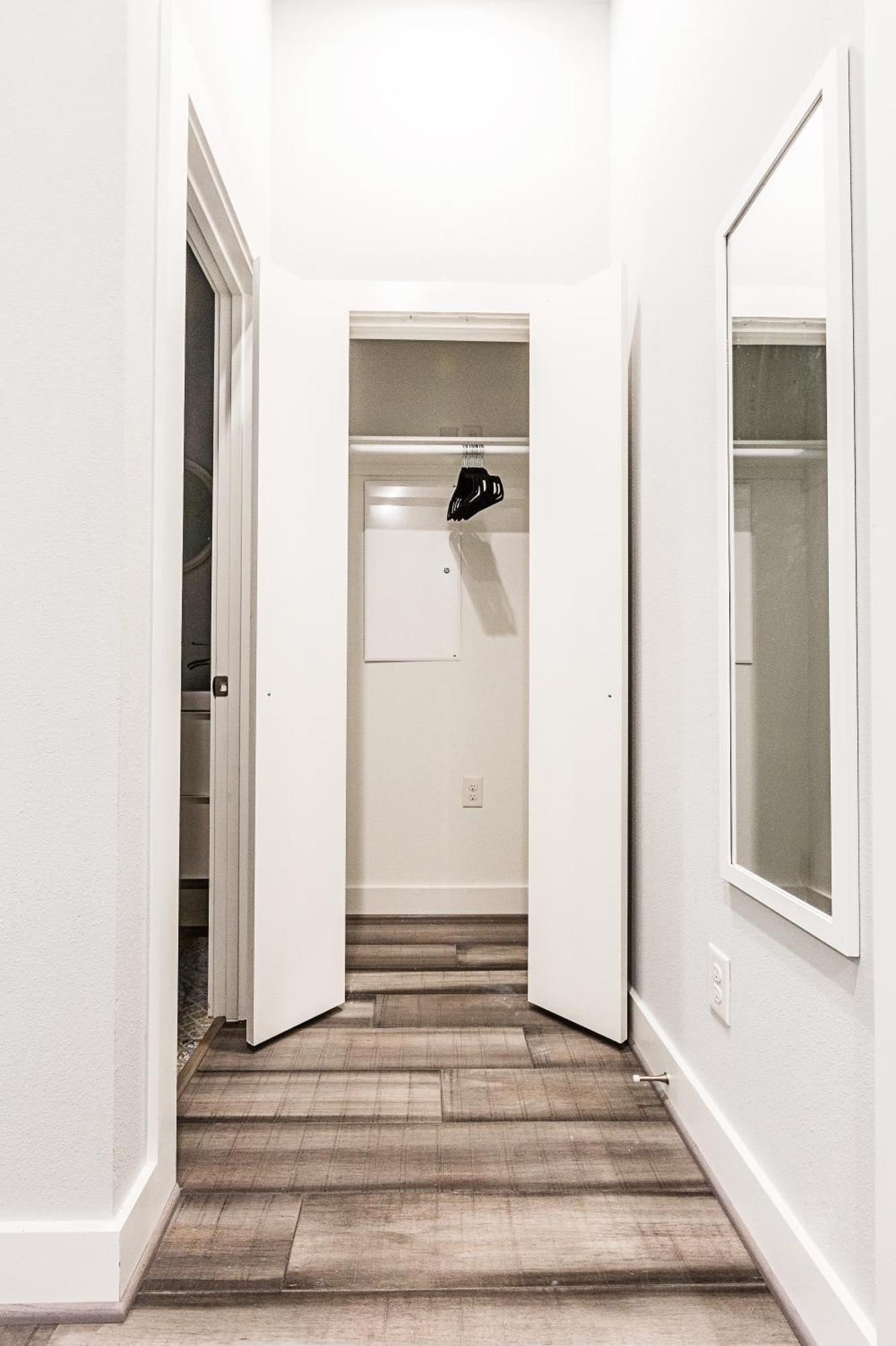 Montrose Guesthouse Suites By Dunyha Houston Luaran gambar
