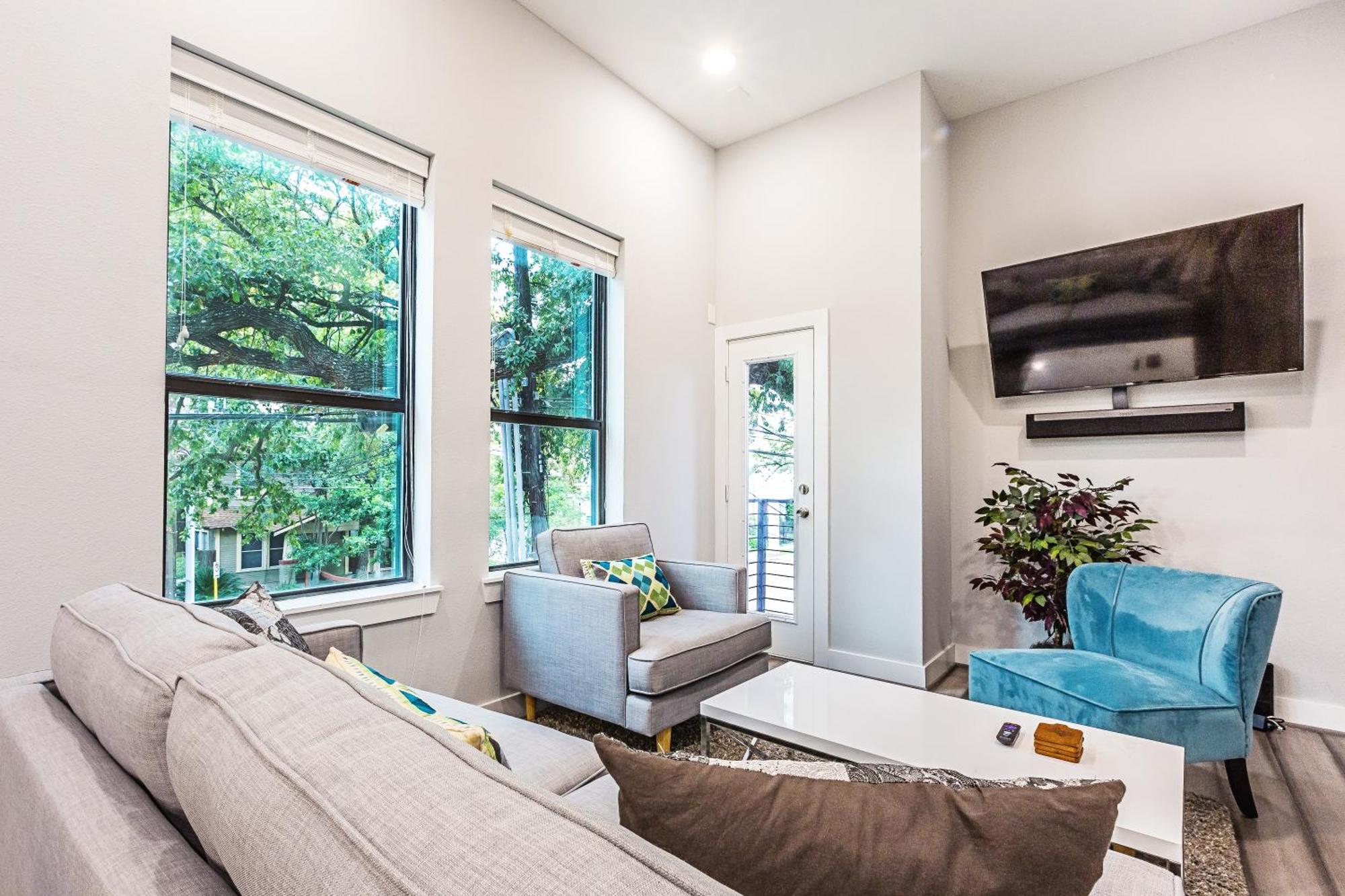Montrose Guesthouse Suites By Dunyha Houston Luaran gambar